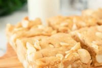 Ultimate White Chocolate Macadamia Cookie Bars