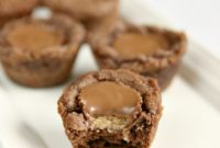 REESES PEANUT BUTTER CHOCOLATE COOKIE CUPS