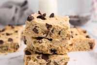 Gooey Chocolate Chip Oat Bars