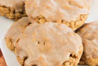 Spiced Glazed Pumpkin Oat Cookies
