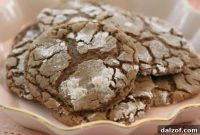 Cinnamon-Kissed Chocolate Crinkles
