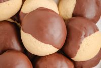 Chocolate-Dipped Vanilla Bliss