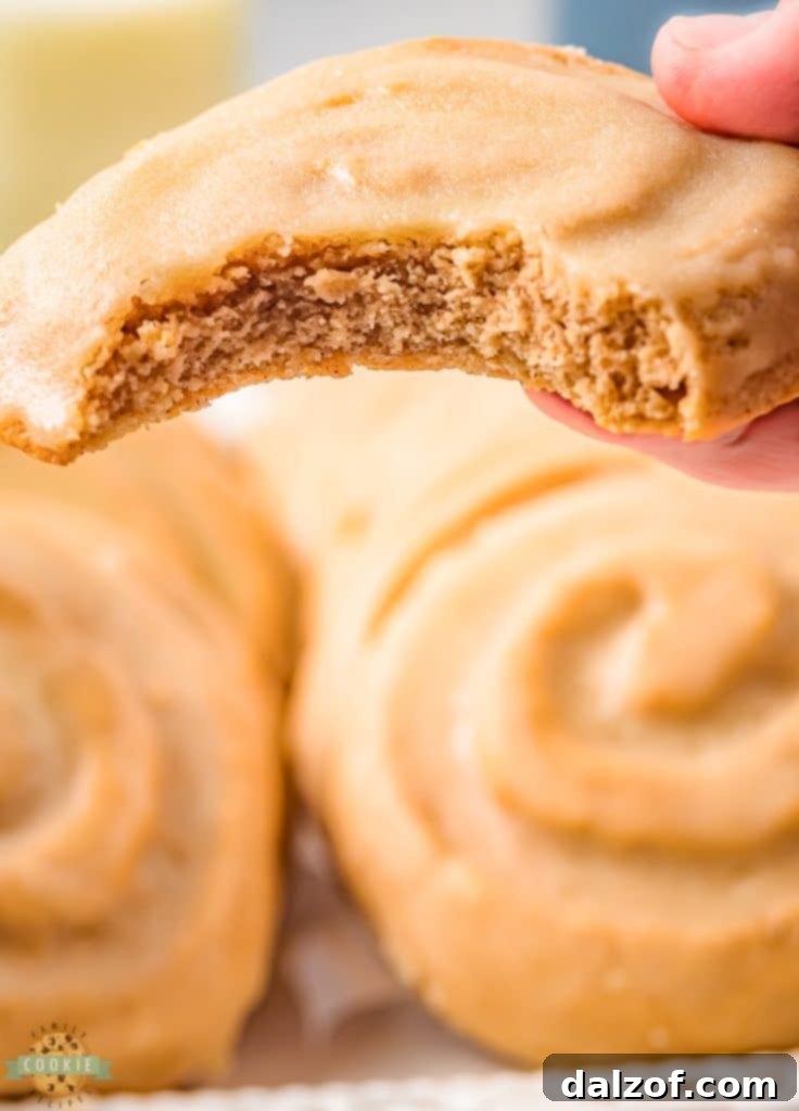 bite of honey bun cookies