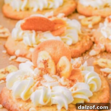 pretty banana cream cookies