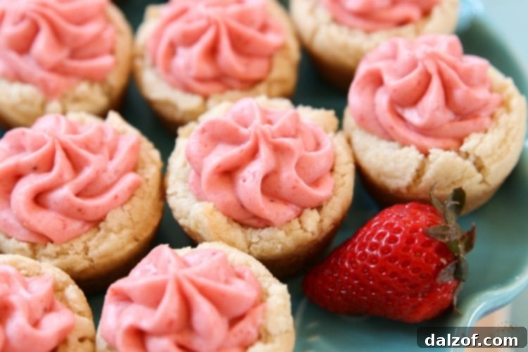 frosted strawberry cookie cups