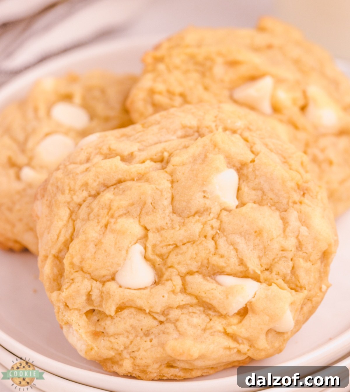 banana pudding cookies with white chocolate chips