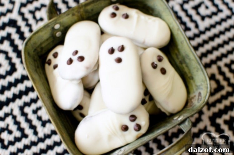 3-Ingredient Ghost Halloween Cookies for quick and easy fun