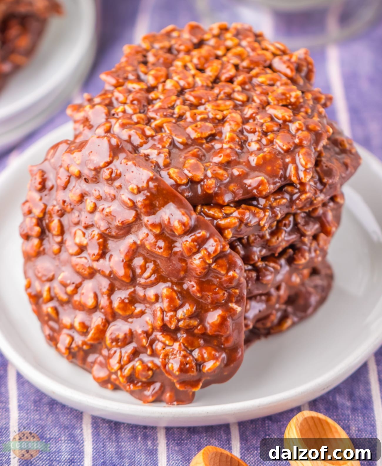 plateful of Star Crunch cookies
