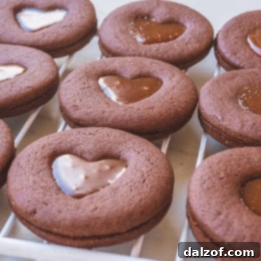 How to make Chocolate Caramel Linzer cookies