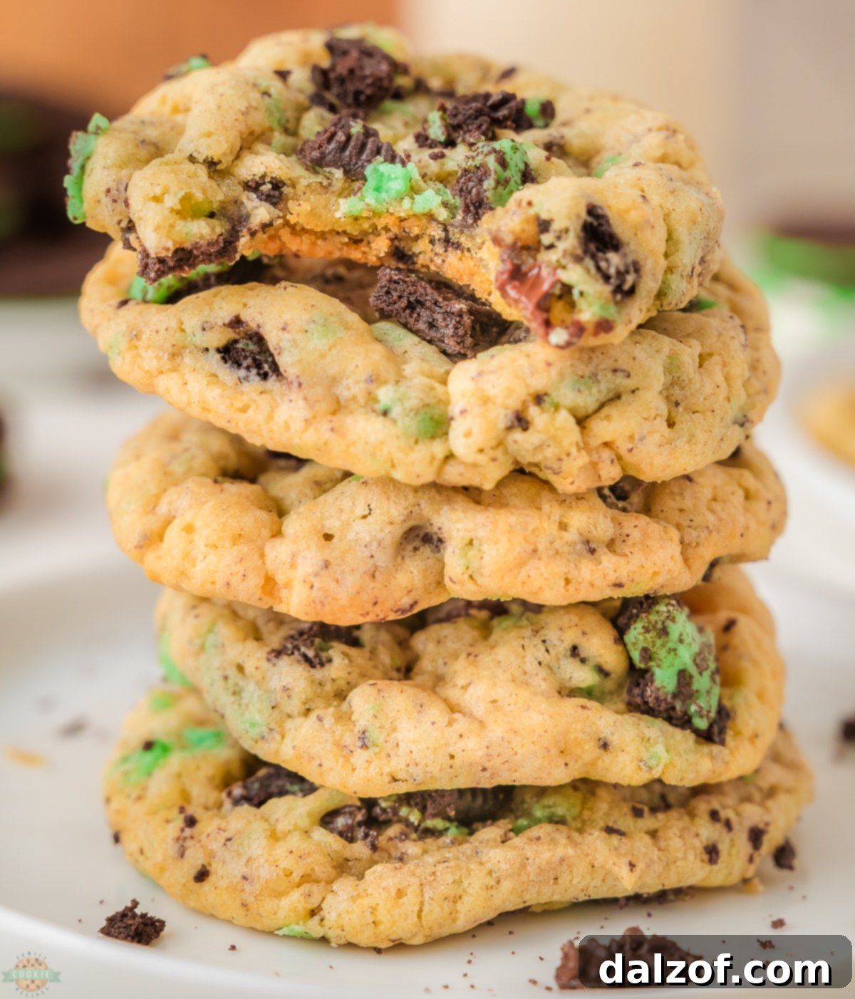 Oreo Mint Chocolate Chip Fusion Cookies 2 stack of chocolate chip mint oreo cookies