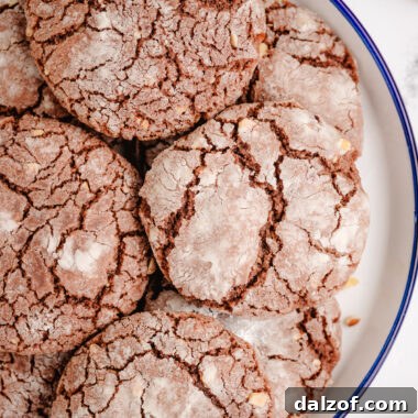 plateful of Nutella Crinkle cookies